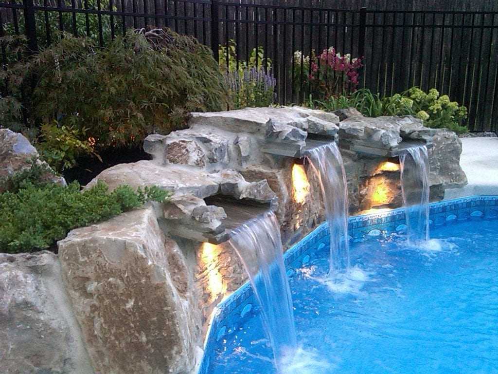 Искусственный декоративный домашний водопад на даче: как сделать пруд с водопадом на участке в саду и во дворе из дикого камня, схема без насоса
 - 18 фото
