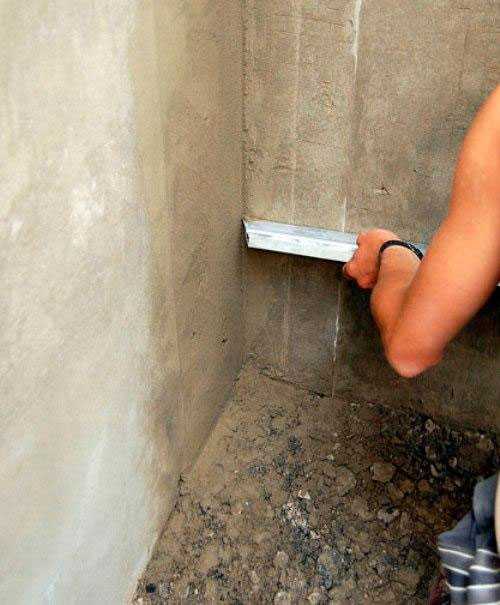 Как правильно штукатурить внутренние и внешние углы стен, чтобы было ровно