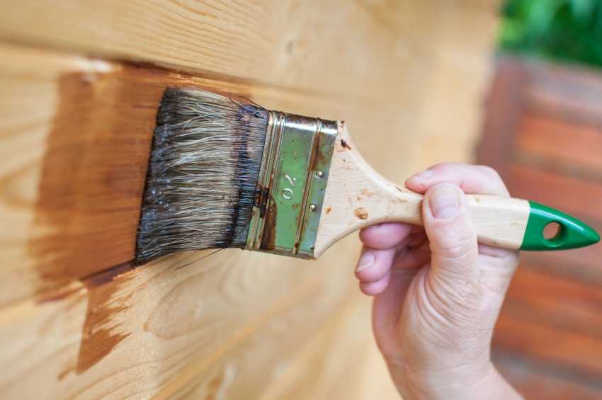 Лучшие краски для дерева для наружных работ в 2021 году. как выбрать?