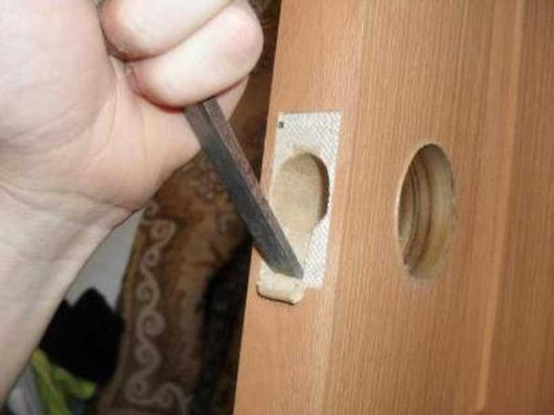 Какие инструменты необходимы для установки межкомнатной двери