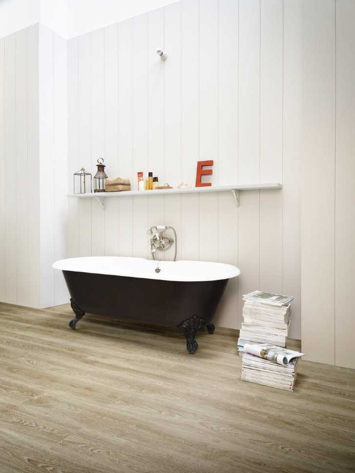 Ламинат для ванной комнаты — как лучше использовать непривычное для этой комнаты покрытие?