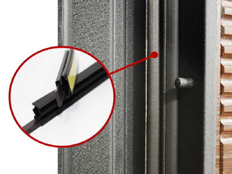 Монтаж резиновых уплотнителей на входные металлические двери