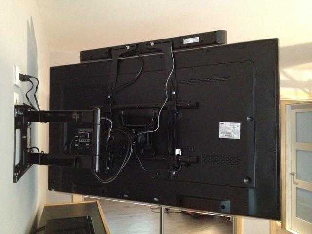 Как повесить телевизор на стену