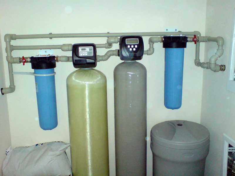 Проточный магистральный фильтр для механической очистки воды для дома