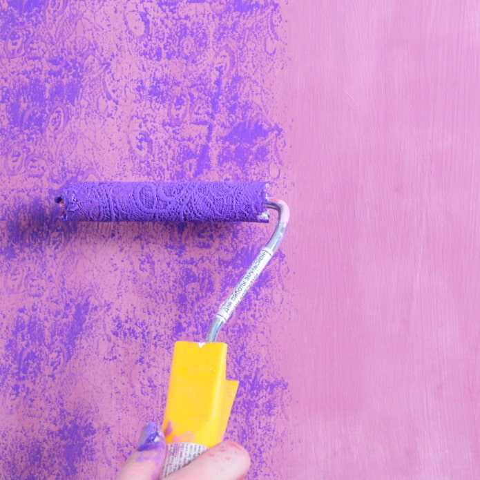 Как самостоятельно покрасить стены в квартире?