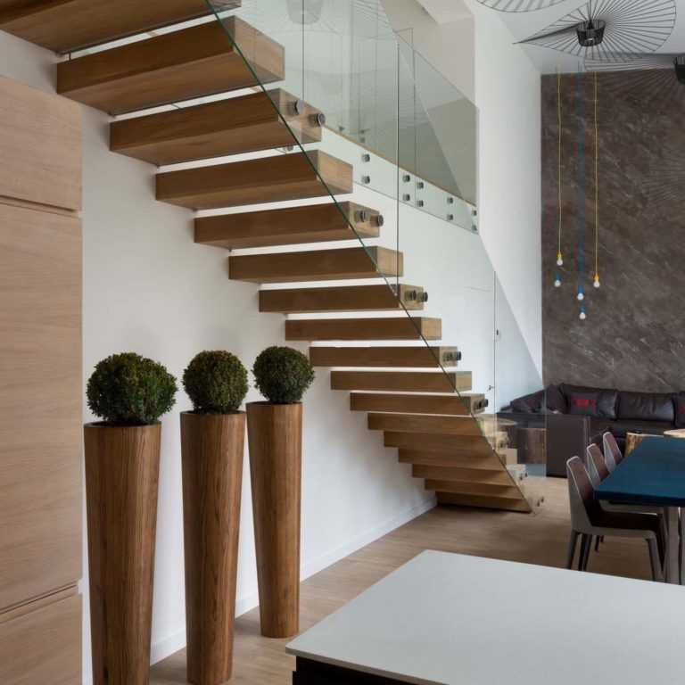 Лестница на второй этаж в частном доме. 290+ фото вариантов (деревянные, металлические, бетонные)