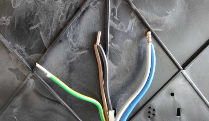 Какое сечение кабеля нужно для подключения варочной панели