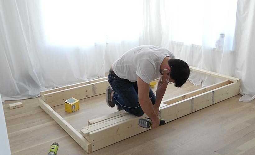 Как сделать кровать подиум с выдвижными ящиками