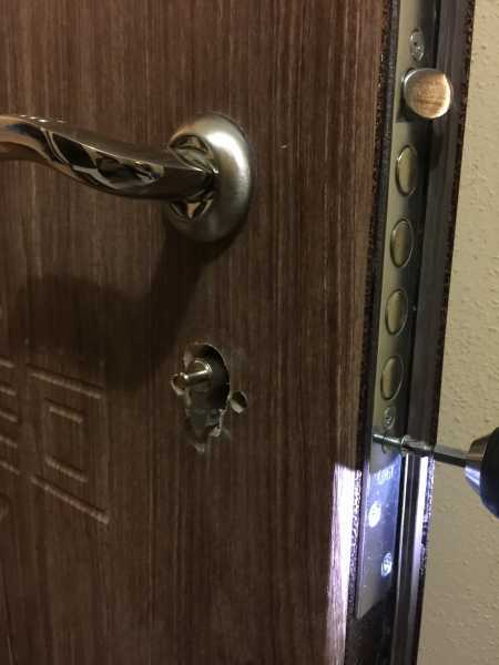 Как заменить личинку замка входной двери в квартире самостоятельно по инструкции - vodatyt.ru