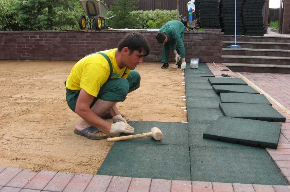 Трамбовка намывного песка. можно ли класть тротуарную плитку на песок: способы укладки материала. толщина и повышение надежности