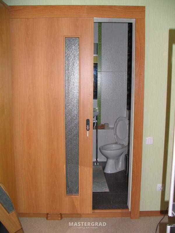 Как установить дверь в ванной комнате и туалете своими руками