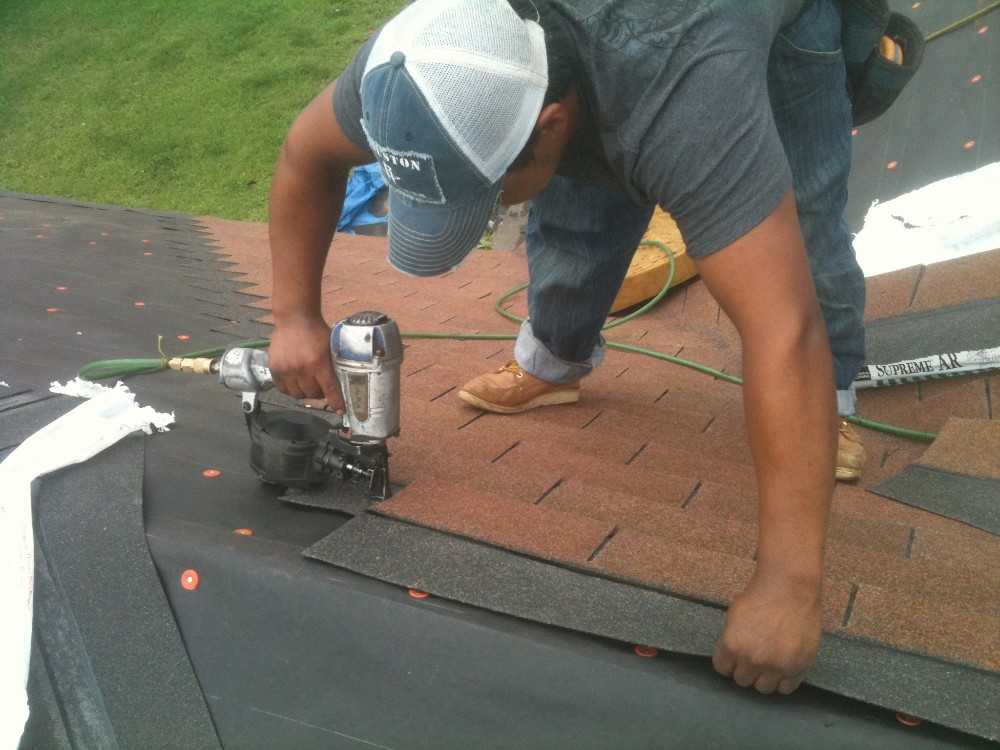 Как укладывать рубероид на крышу