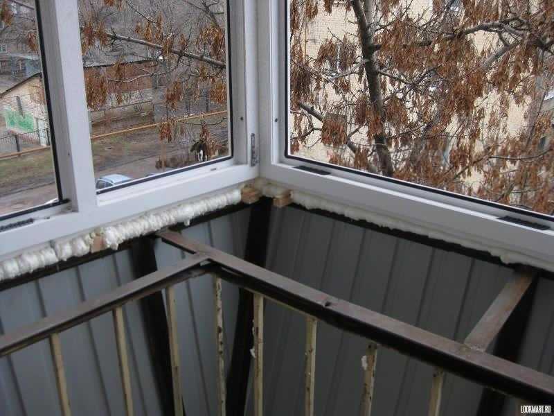 Как остеклить балкон своими руками: пошаговая инструкция