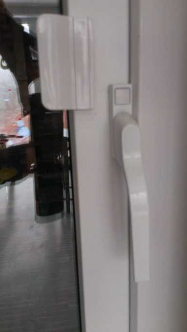 Фурнитура для балконных пластиковых дверей пвх