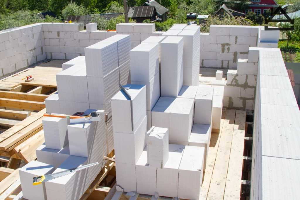 Какие блоки лучше для строительства дома Классификация, состав материалов, технологические параметры и размеры Характеристики, соотношение цена-качество