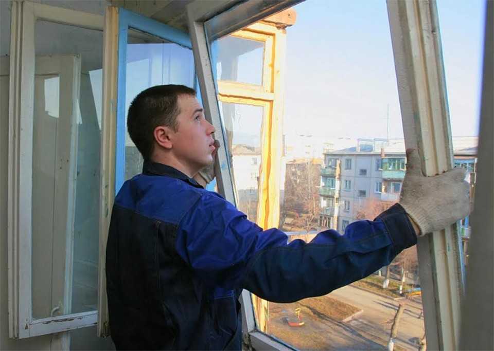 Замена балконного блока: демонтаж, этапы монтажных работ