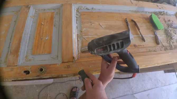 Как снять старую краску с деревянной поверхности двери: секреты маляра