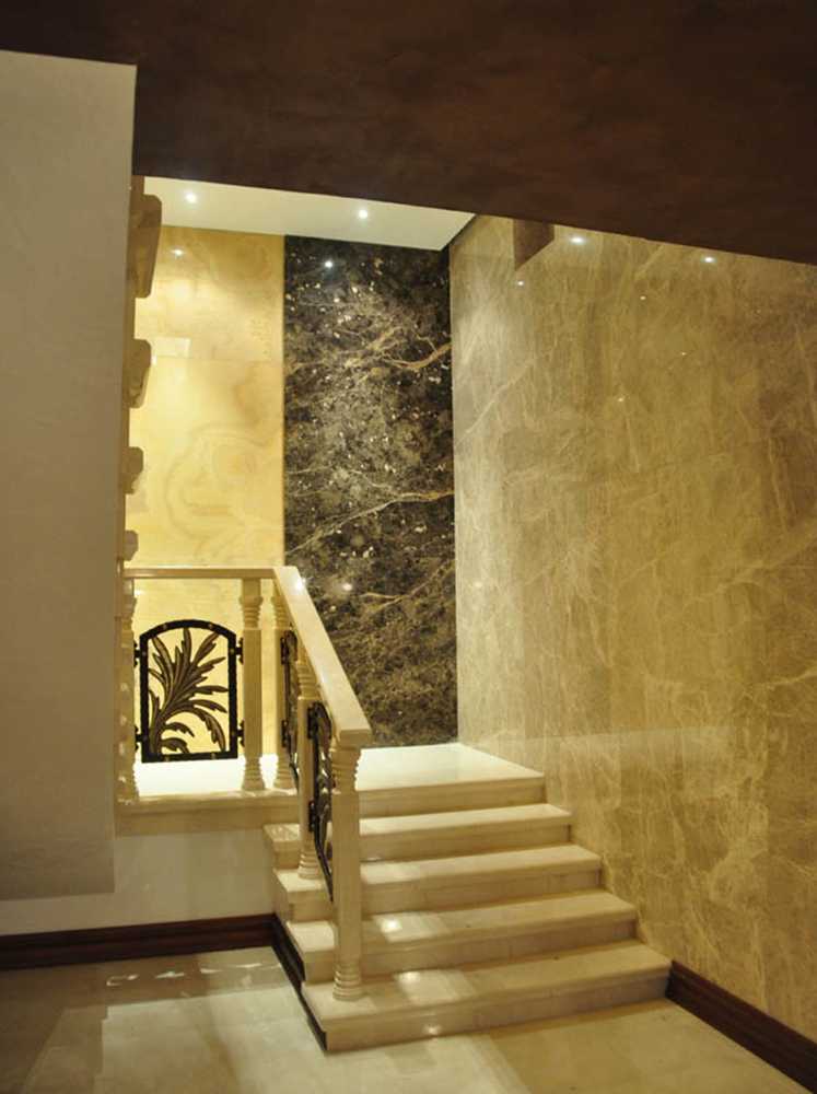 Лестницы из мрамора: типы лестниц, виды отделки, выбор мрамора