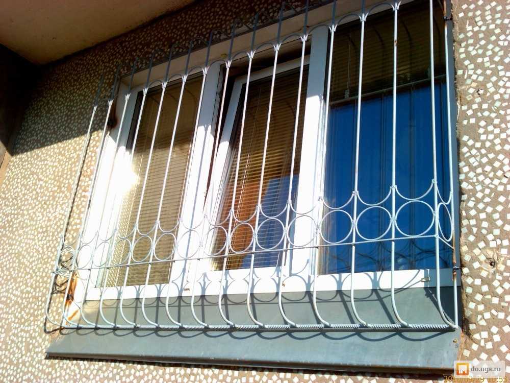 Новинка: жителей многоэтажек обязали демонтировать решетки на окнах и лоджиях