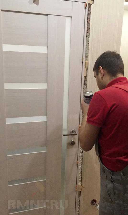 Как сделать раздвижную дверь в ванную комнату своими руками? дверь купе с замком- обзор +видео