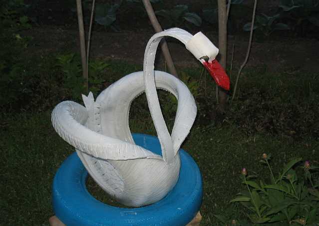 Как сделать лебедя из покрышки своими руками: пошаговая инструкция, фото