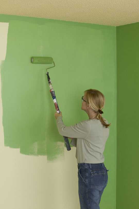 Финишная покраска стен и потолков