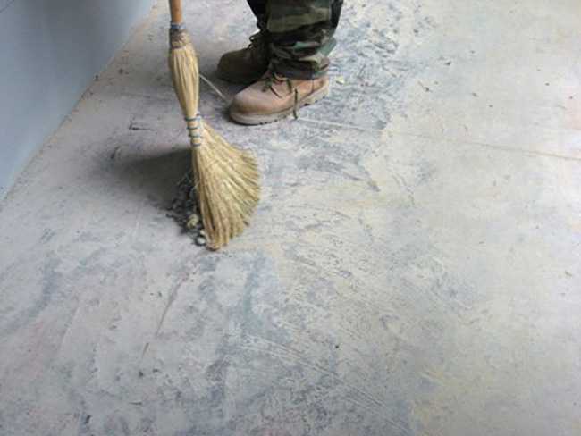 Обеспыливание бетонного пола своими руками: чем обеспылить, как убрать пыль, фото