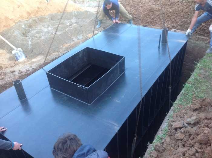 Металлический кессон для погреба: устройство и как установить своими руками