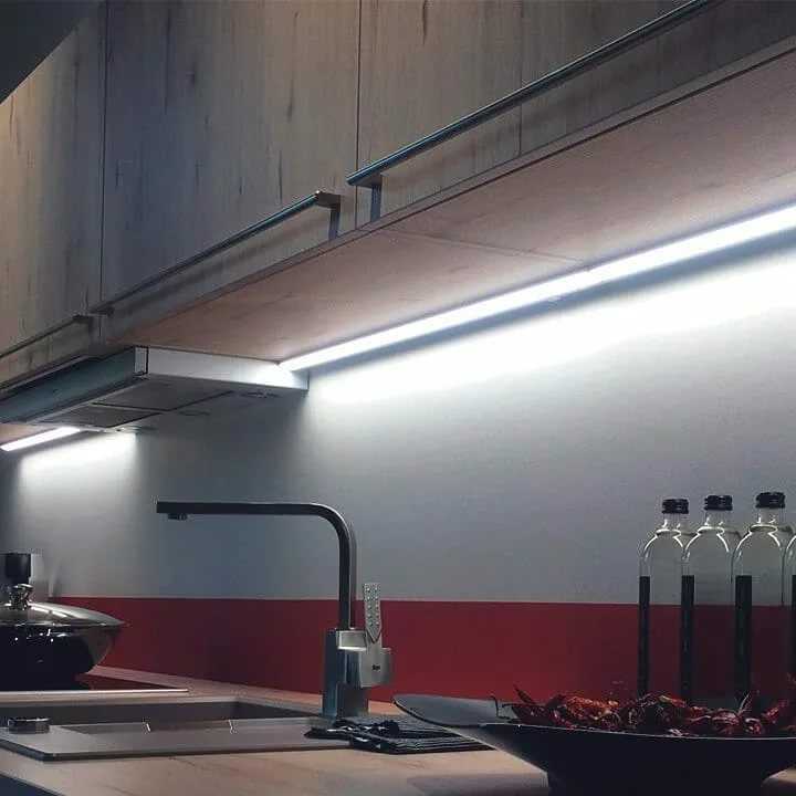 Светодиодная подсветка в шкафу: монтаж своими руками