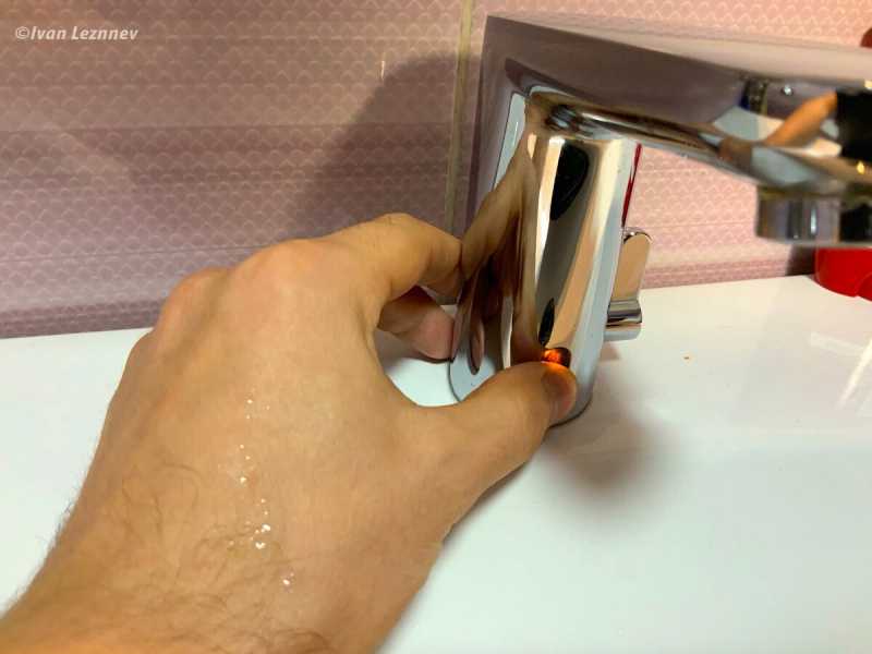 Азы устройства и ремонта смесителей в ванной для новичков