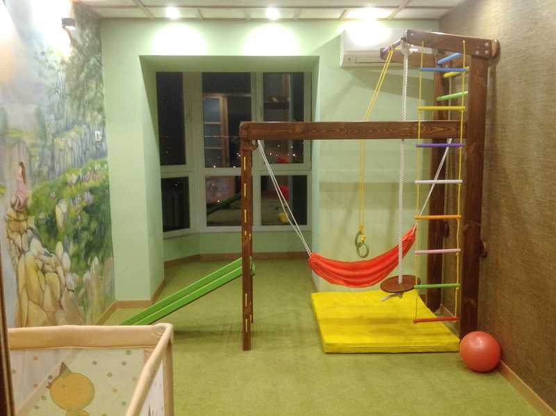 Детский спортивный комплекс в квартиру: правила выбора, советы