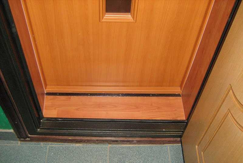5 способов отделки межкомнатных дверей. как выполнить работу и что для этого нужно?