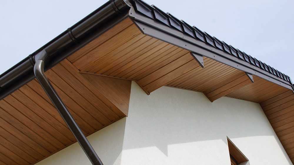 Применение софитов для подшивки крыши, размеры и стоимость